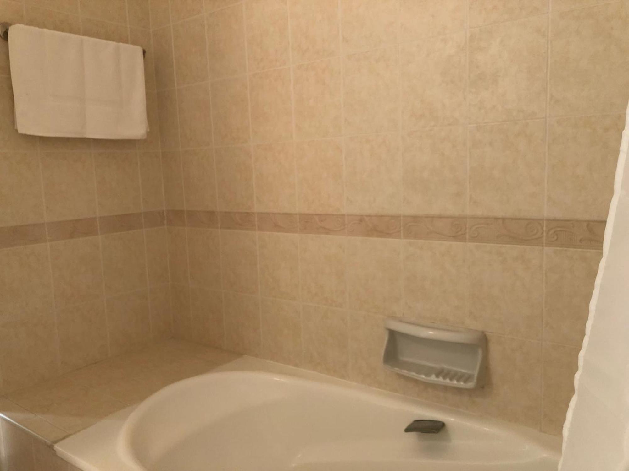 Limnaria Gardens - 1 Bedroom, Sunny Apartment With Stunning Pool Views Paphos Extérieur photo